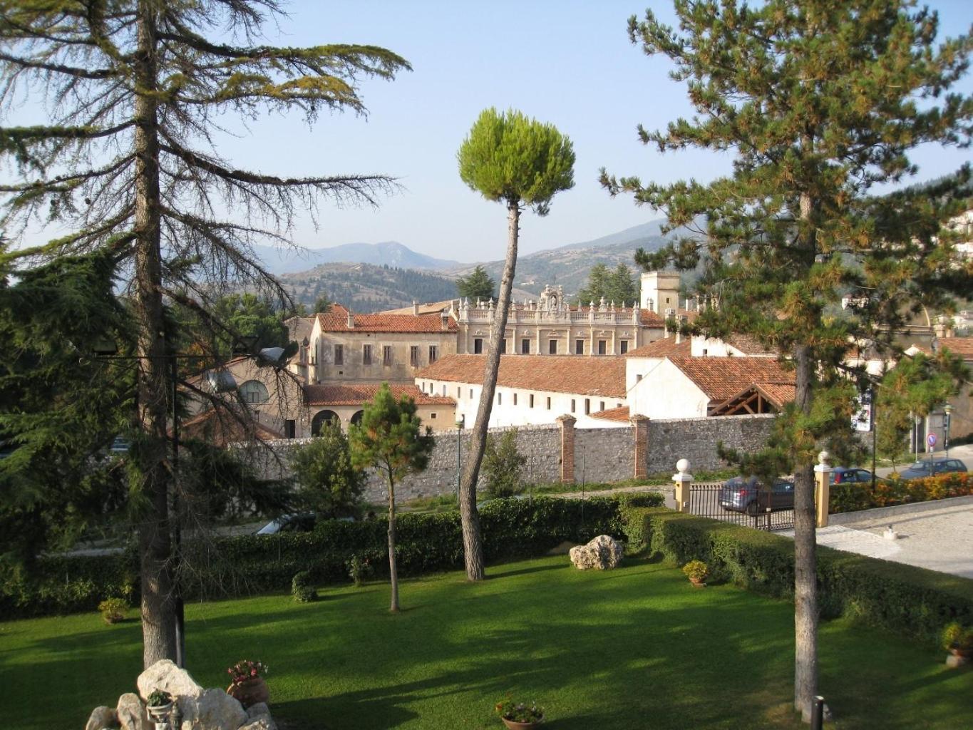 Hotel Certosa ปาดูลา ภายนอก รูปภาพ
