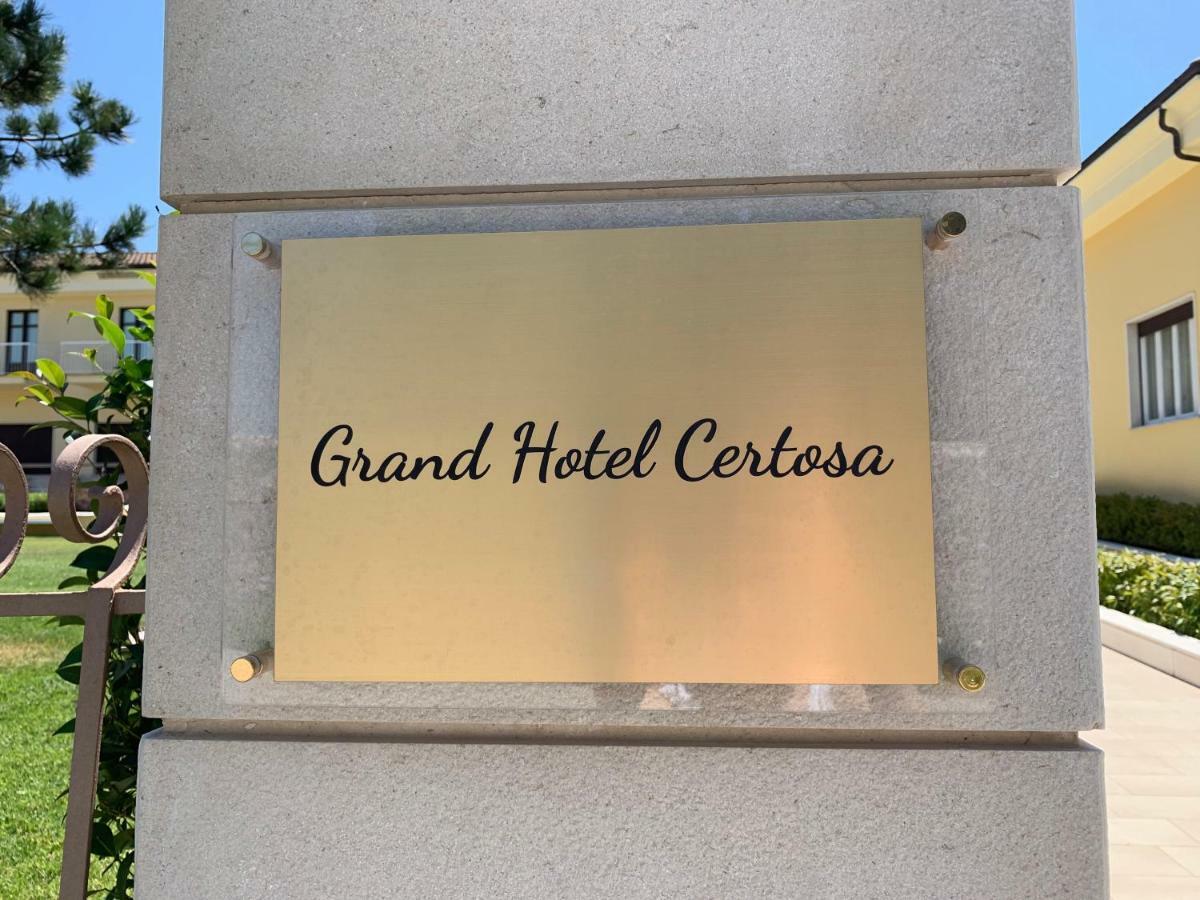 Hotel Certosa ปาดูลา ภายนอก รูปภาพ